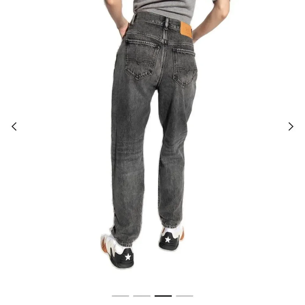 Diesel High Rise Straight Leg 1956 D-Tulip Gray 24